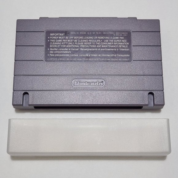 Batman Forever (Super Nintendo SNES, 1995) Game Cartridge + OEM SNES Dust Cover - Picture 2 of 5